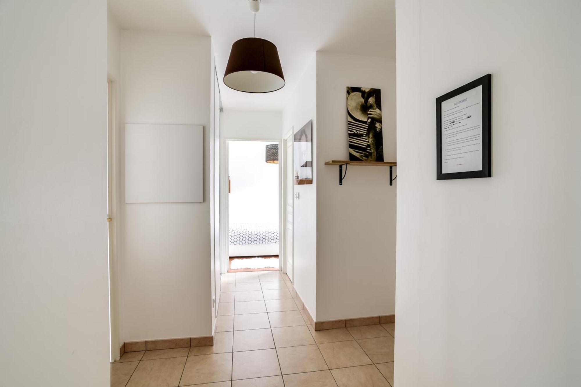 Votre Escale - Le Petit Montmartre Appartement Niort Buitenkant foto