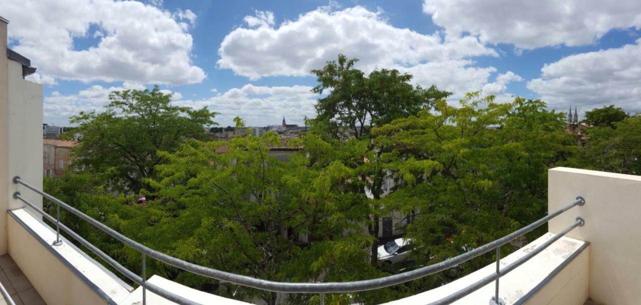 Votre Escale - Le Petit Montmartre Appartement Niort Buitenkant foto
